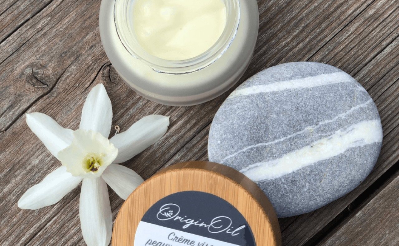 Zoom sur la crème visage pour peau mixte